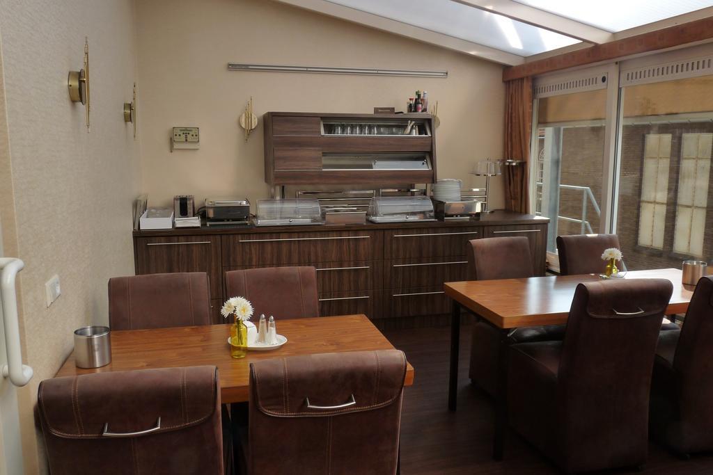 Hotel Pax Arnhem Esterno foto